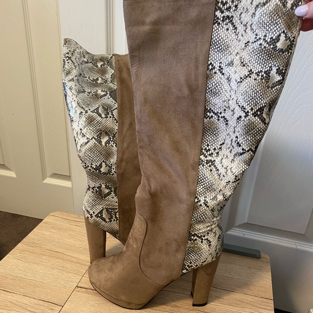 Knee High-Wide Calf Boots